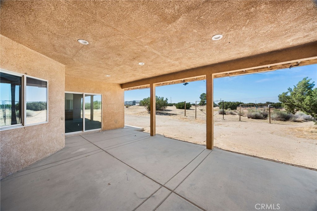 8778 Smoke Tree Property Photo 19