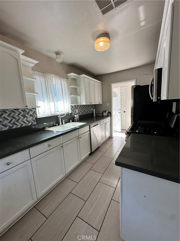 29 Dale Property Photo 3