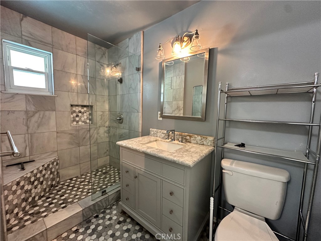 29 Dale Property Photo 6