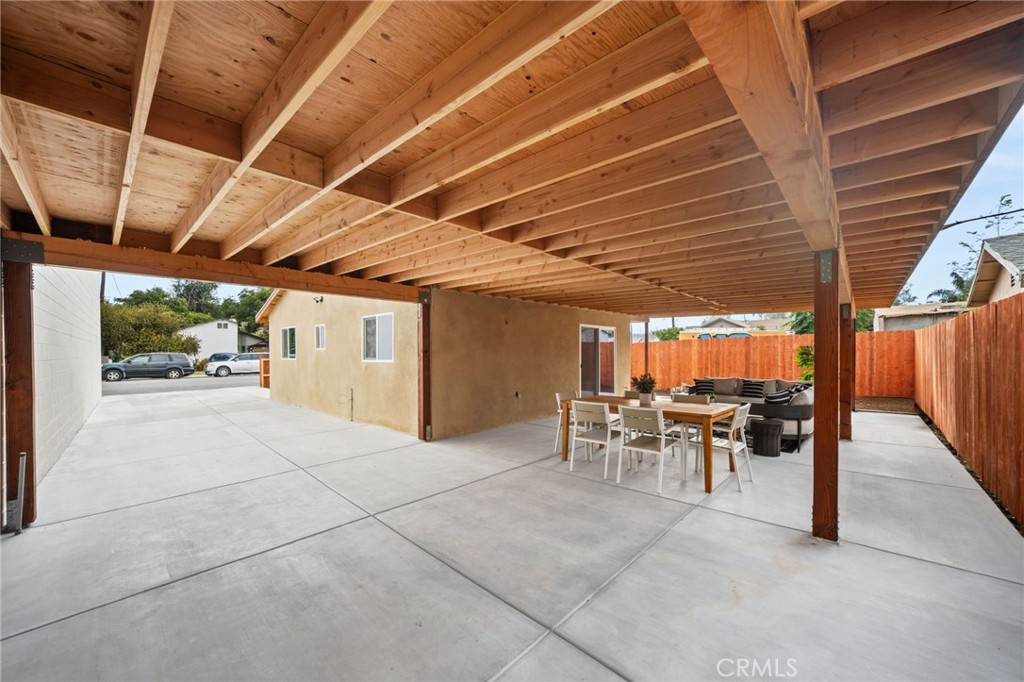 16142 Abbey Property Photo 3