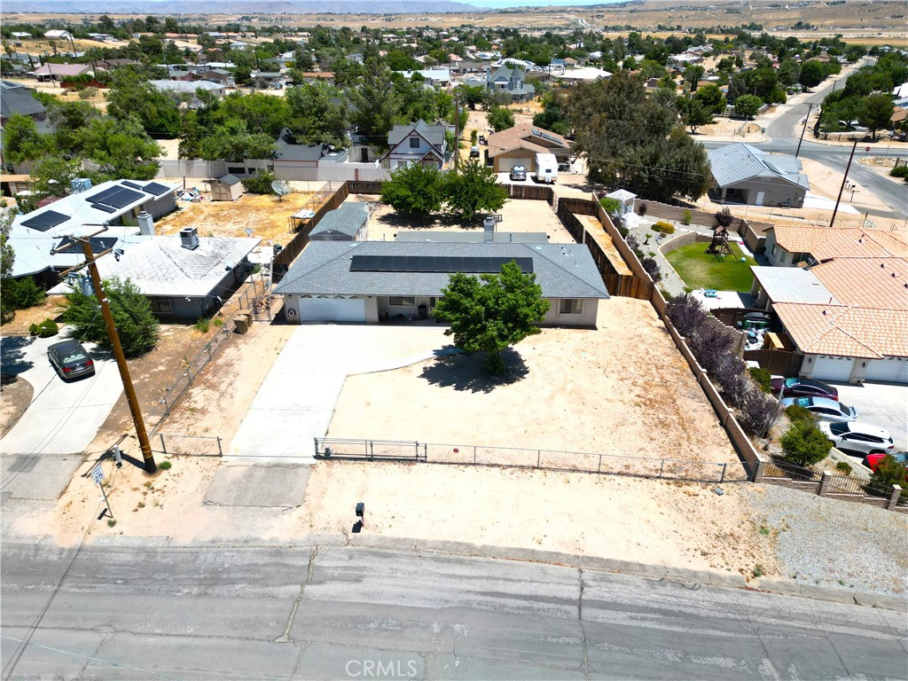 8755 Lassen Ave Property Photo 4