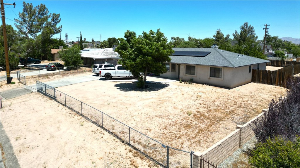 8755 Lassen Ave Property Photo 24