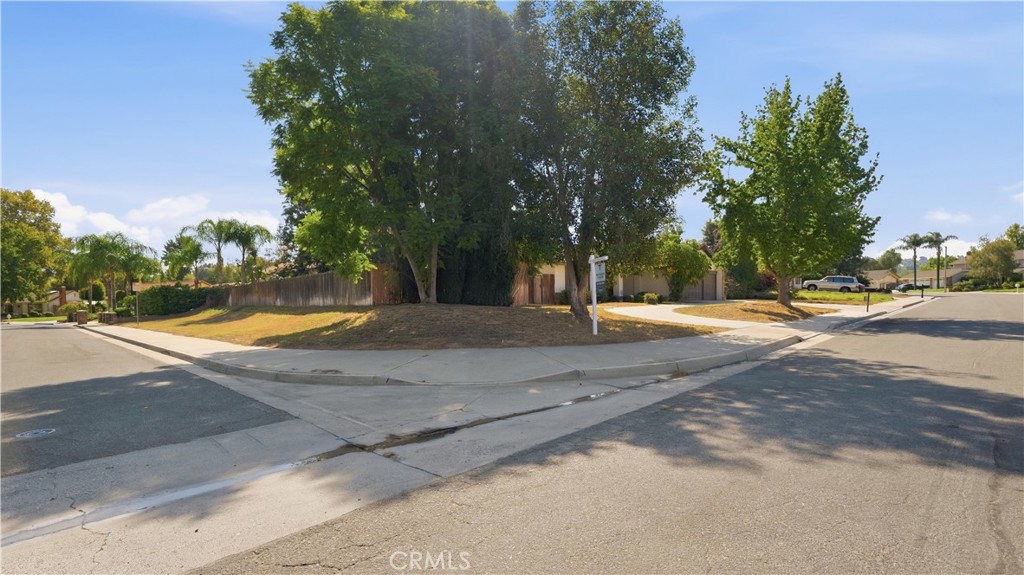 1491 Cedarhill Drive Property Photo 20