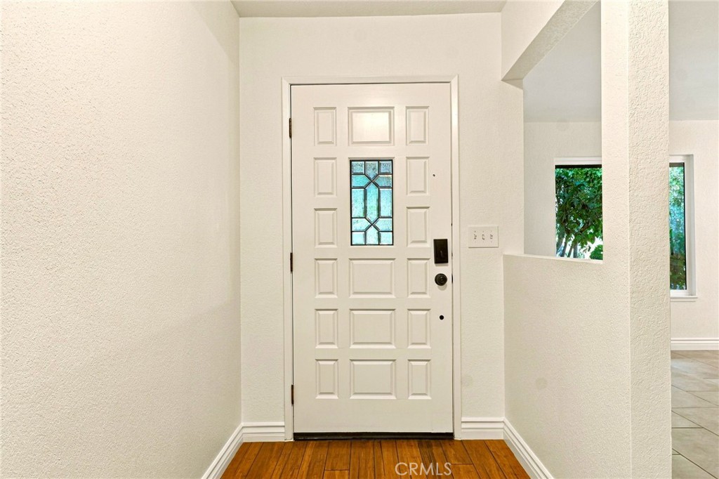 36098 Sharon Property Photo 6