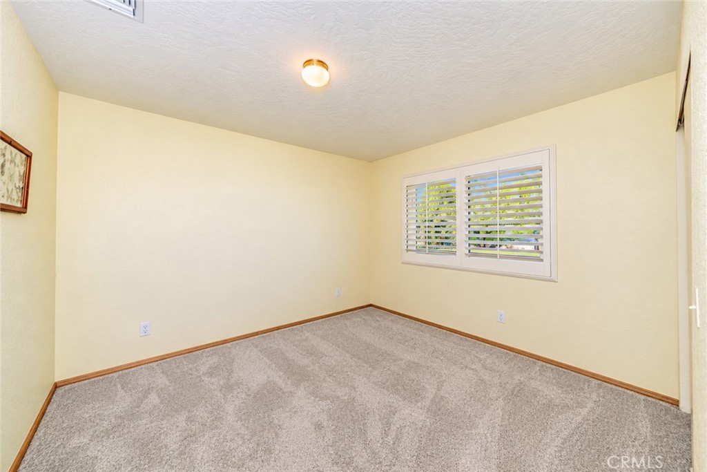 11030 Hickory Avenue Property Photo 23