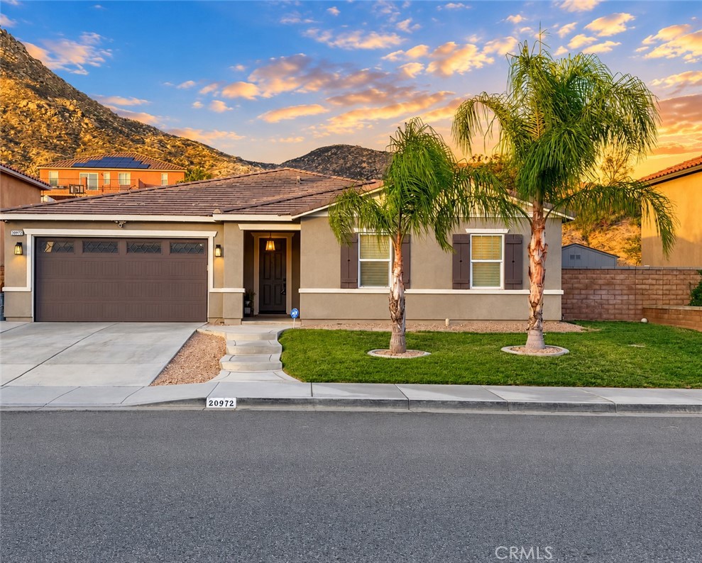 20972 Center Property Photo 1
