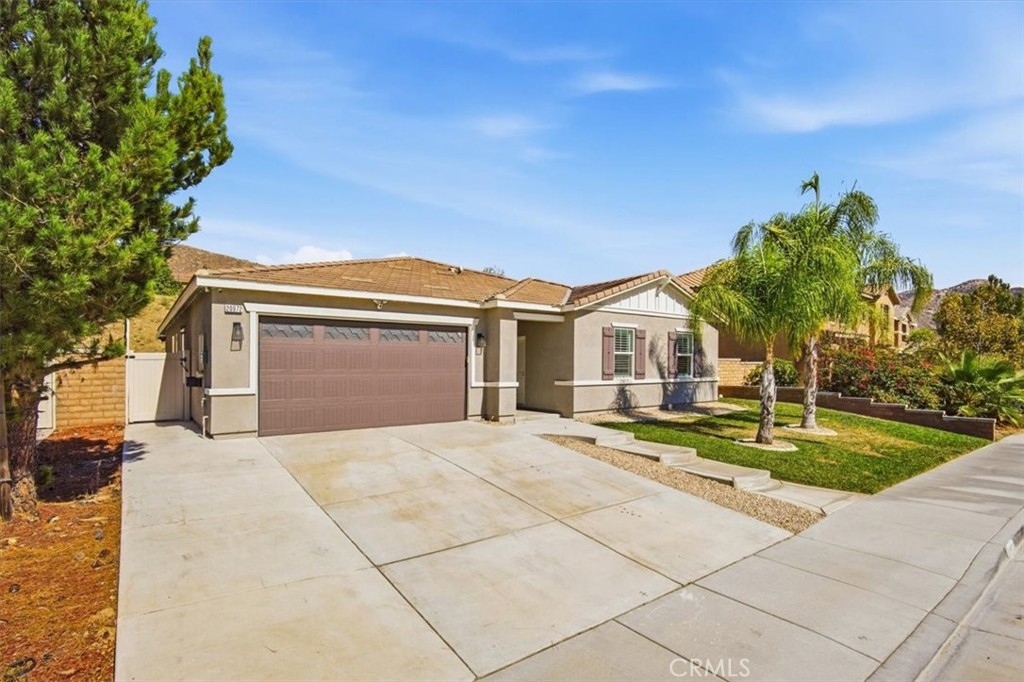20972 Center Property Photo 3