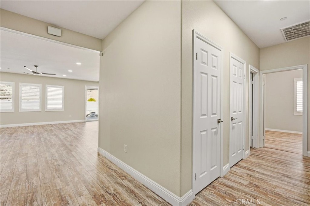20972 Center Property Photo 6
