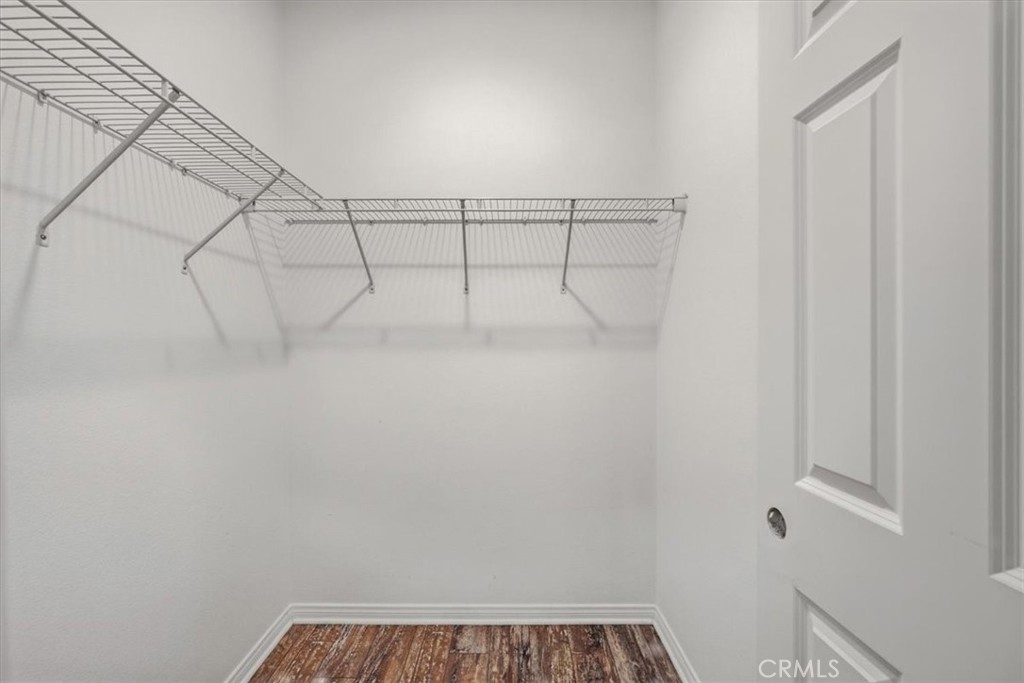 20972 Center Property Photo 21