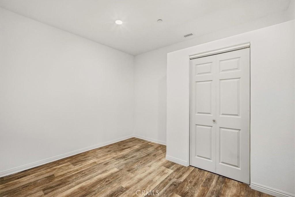 20972 Center Property Photo 24