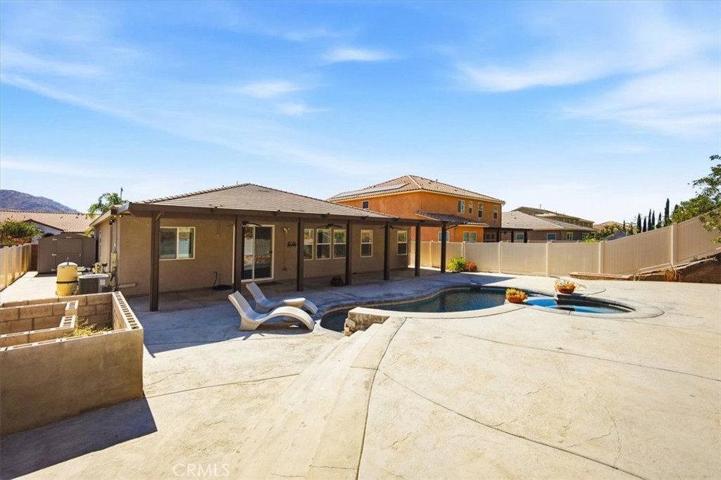 20972 Center Property Photo 35