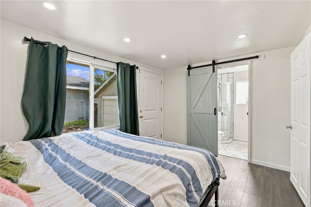 1625 Genevieve Property Photo 13