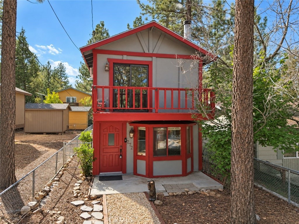 272 Imperial Avenue Property Photo 11