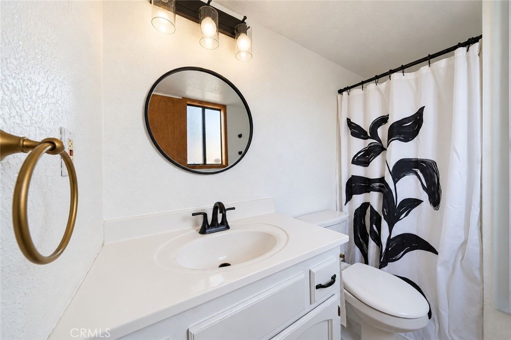 272 Imperial Avenue Property Photo 32