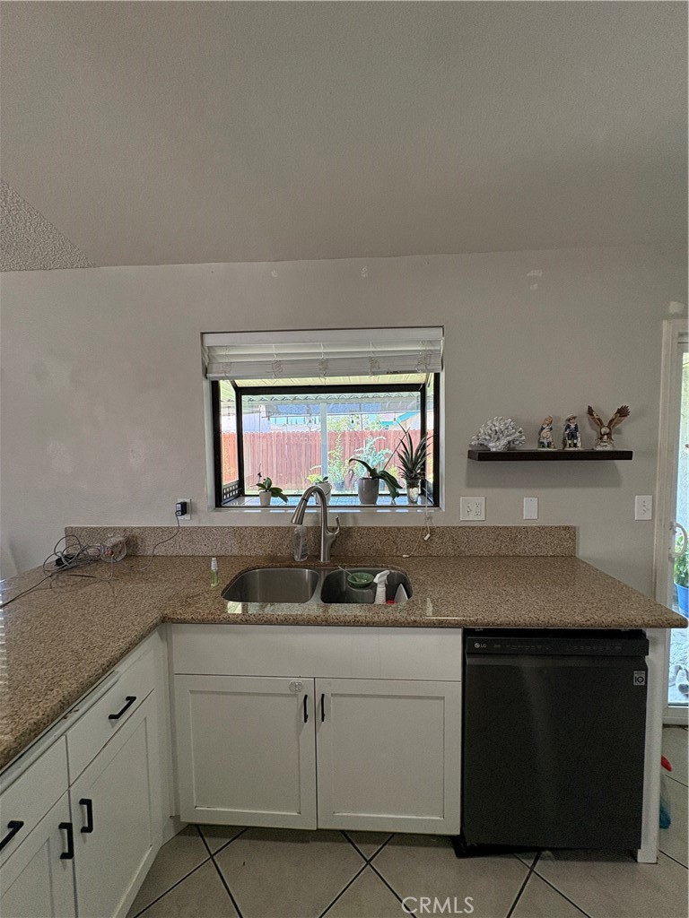 1778 The Willows Property Photo 8