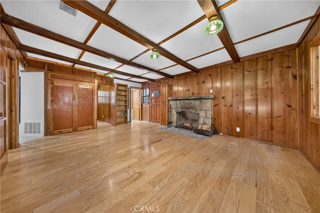 27917 Squirrel Lane Property Photo 5