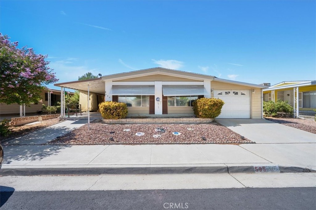 585 Palos Drive Property Photo 1