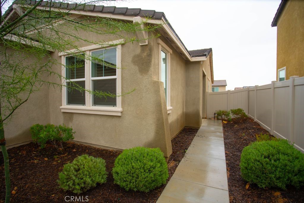 14217 Cornelia Circle Property Photo 3