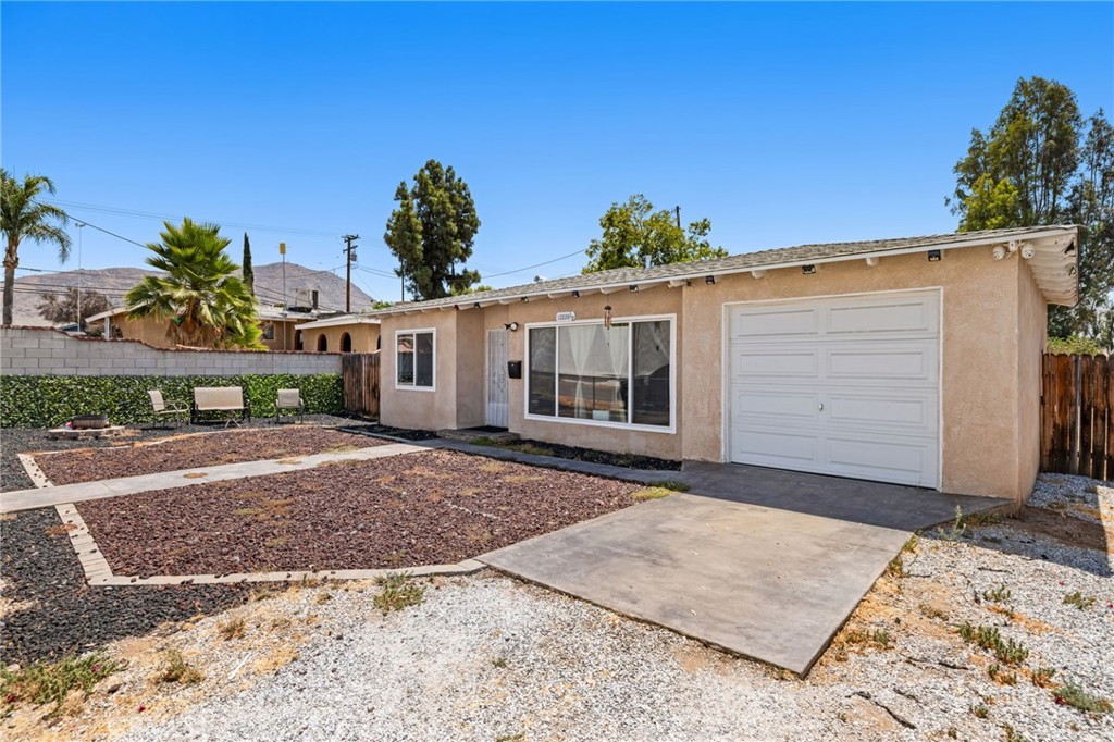 12238 Michigan Street Property Photo 4