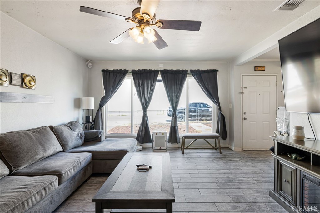 12238 Michigan Street Property Photo 6