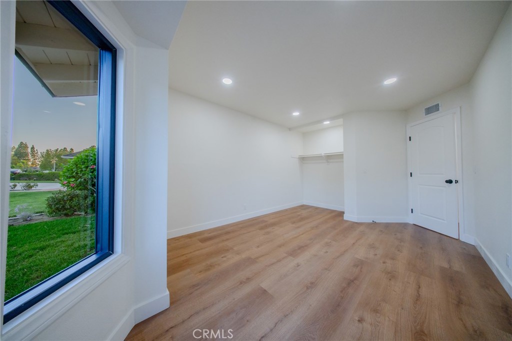 4309 Camphor Property Photo 12
