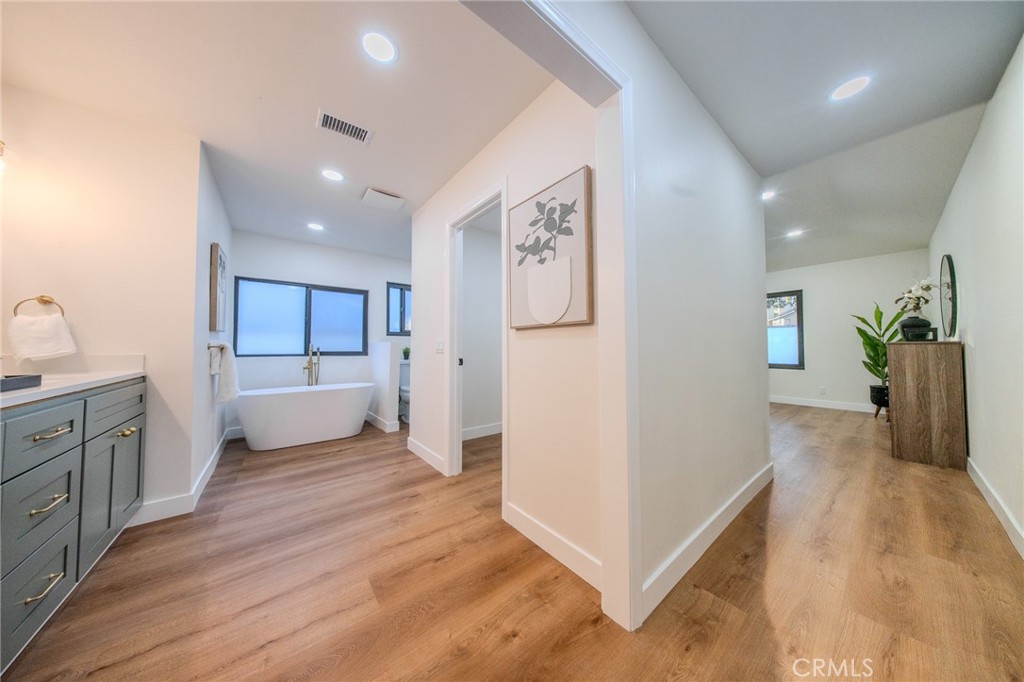 4309 Camphor Property Photo 17