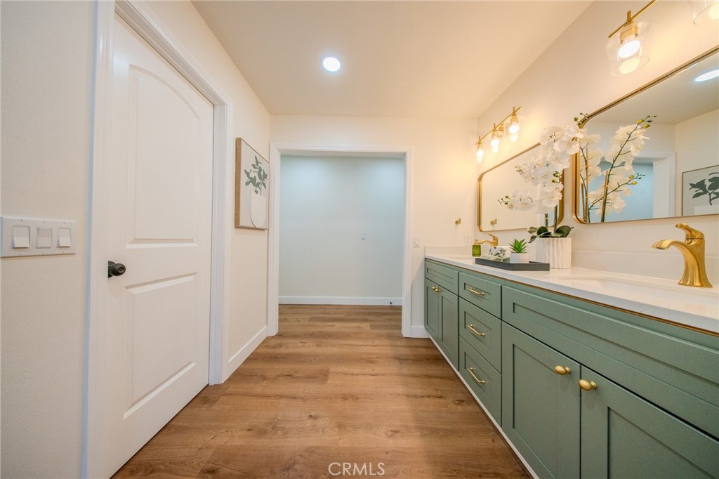 4309 Camphor Property Photo 20