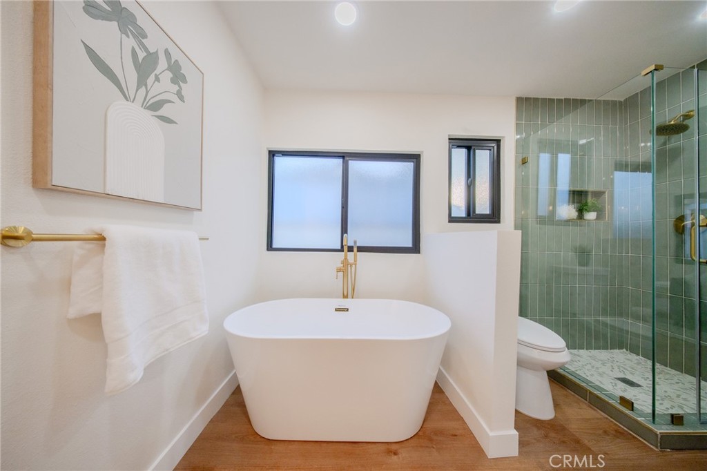 4309 Camphor Property Photo 24