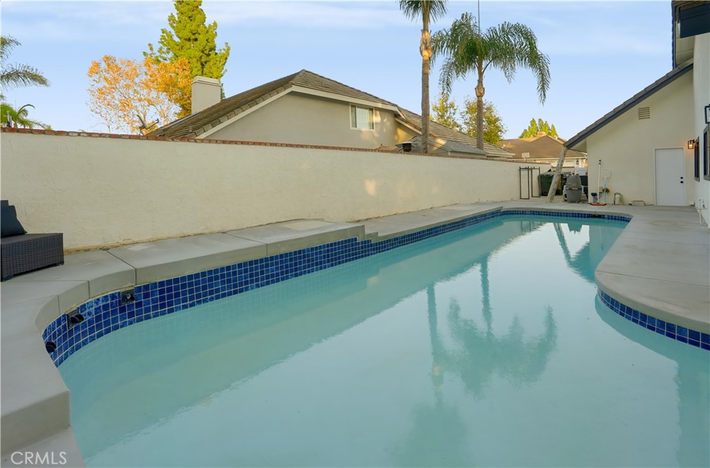4309 Camphor Property Photo 27
