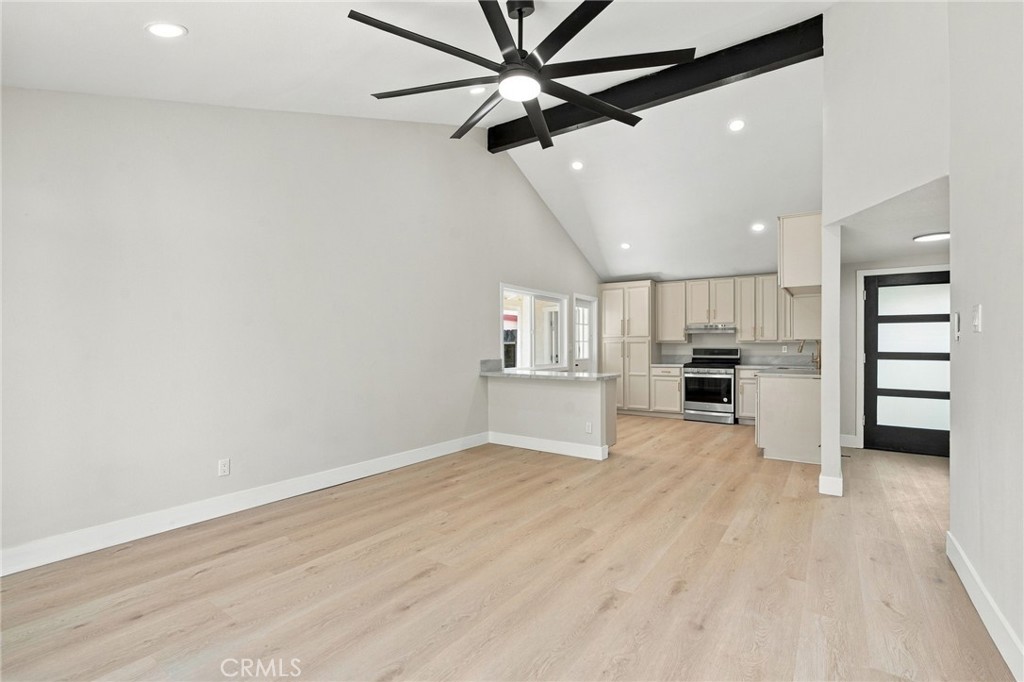 3771 Briarvale Property Photo 5