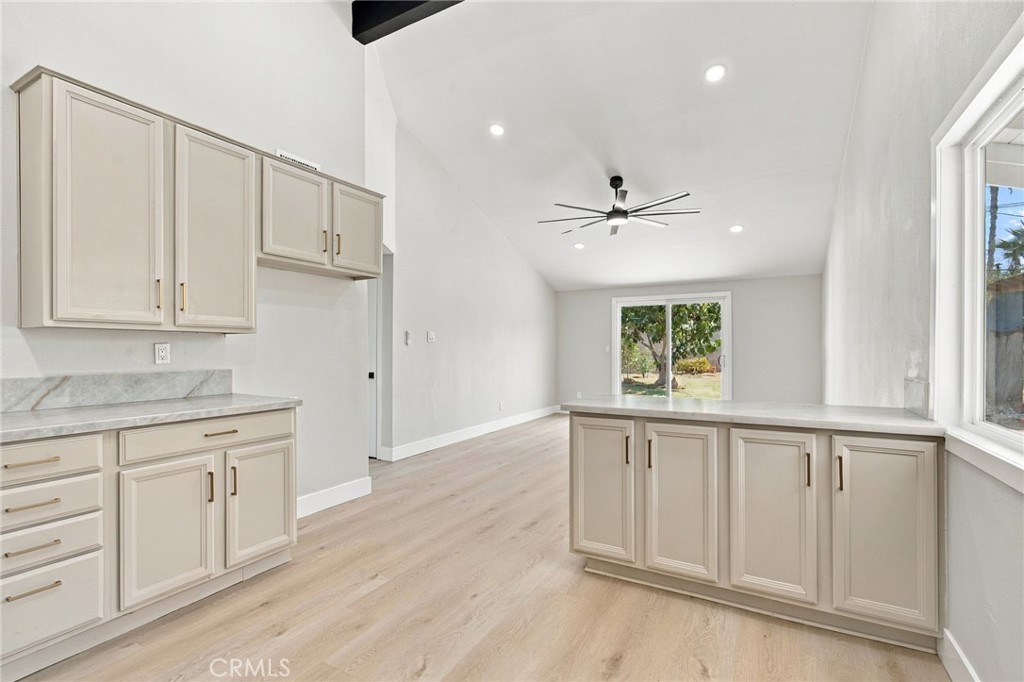 3771 Briarvale Property Photo 11