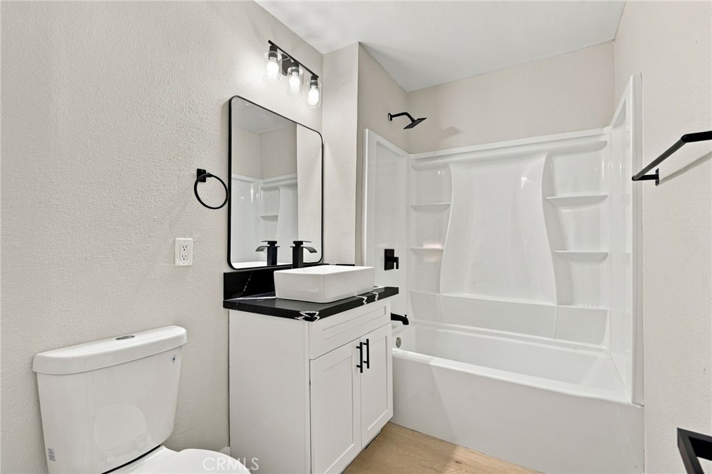 3771 Briarvale Property Photo 28