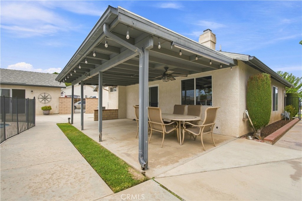 18461 Sutter Property Photo 10