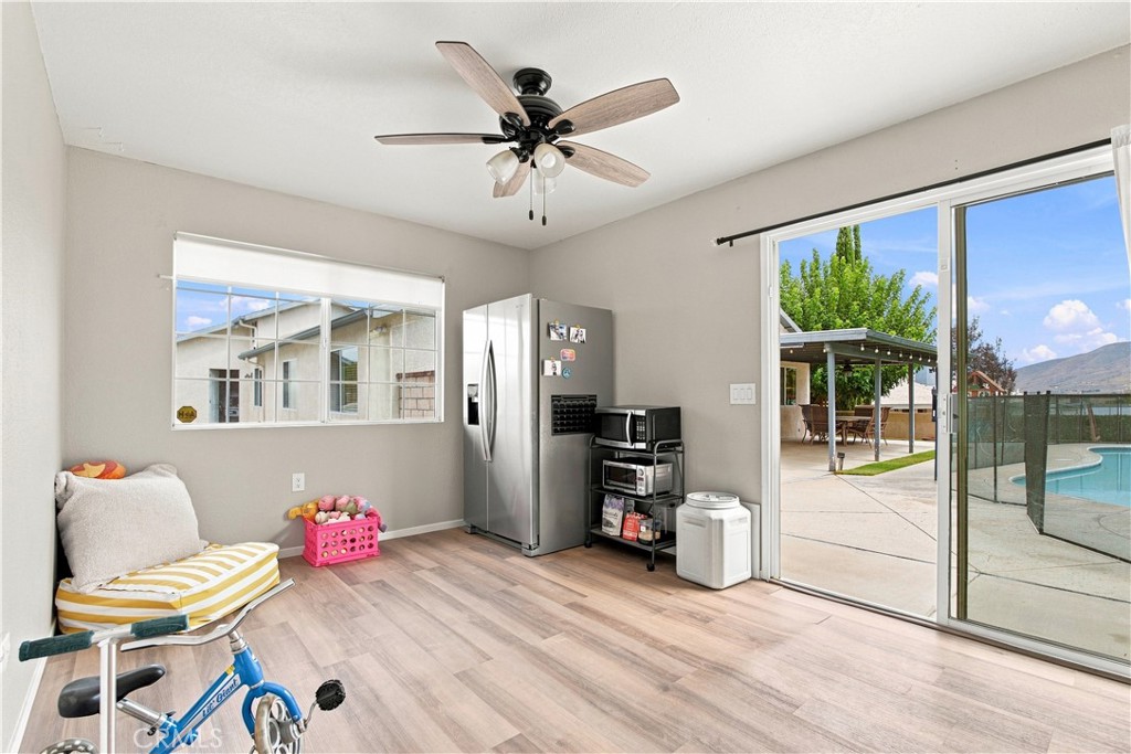 18461 Sutter Property Photo 15
