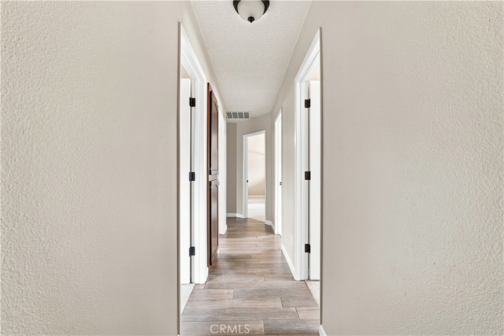 18461 Sutter Property Photo 19