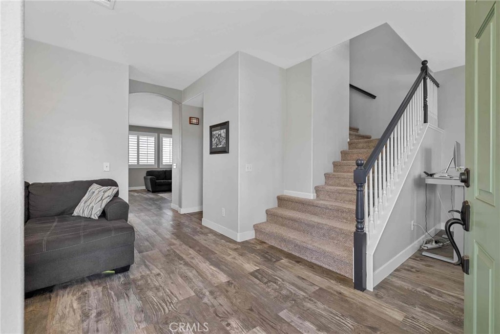 2649 S Carl Pl Property Photo 6