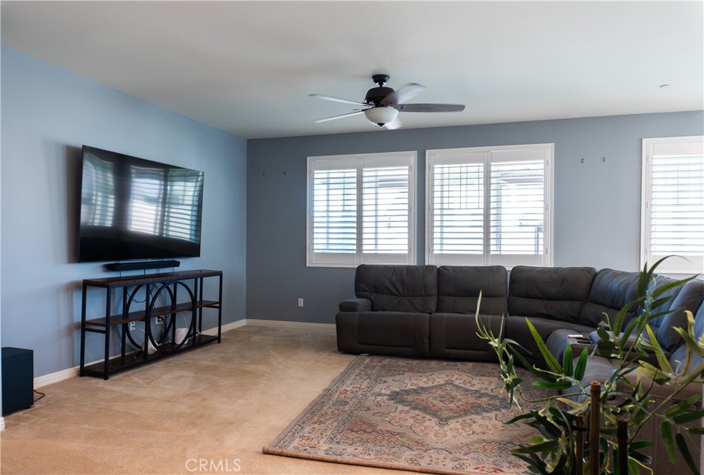 12342 Del Sur Property Photo 3