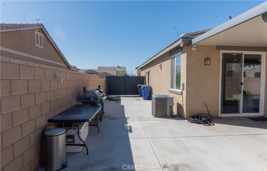 12342 Del Sur Property Photo 16