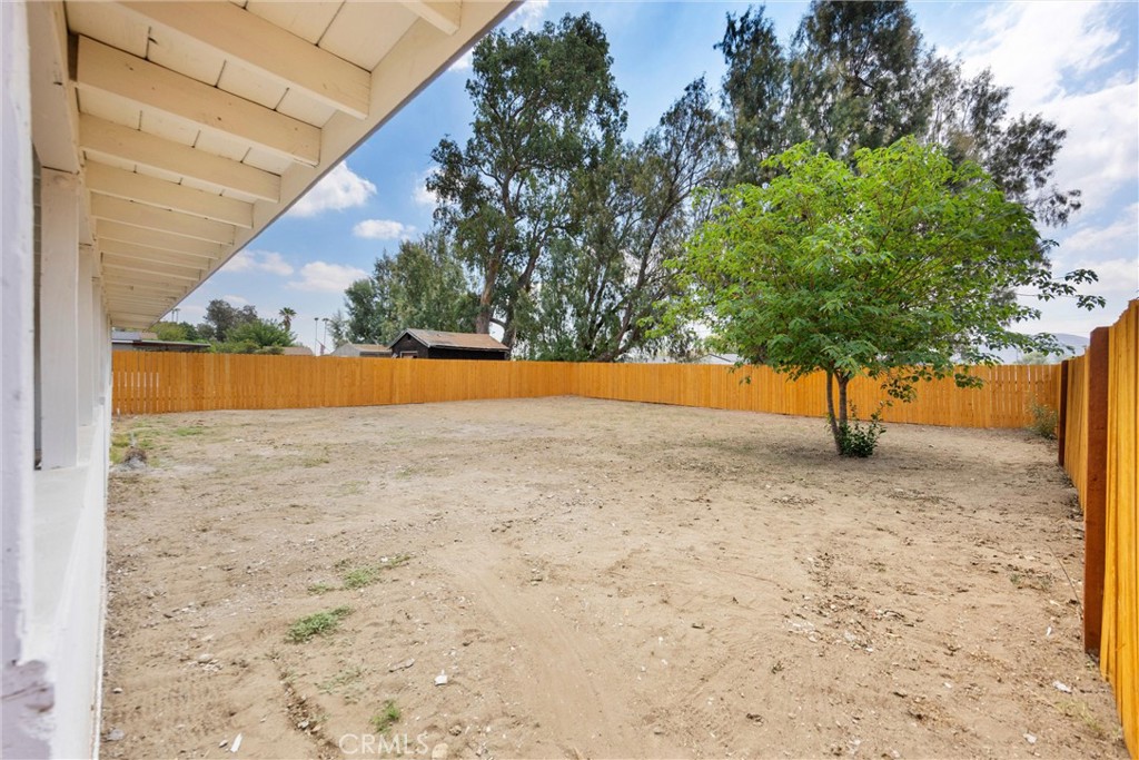 17379 Holly Drive Property Photo 37
