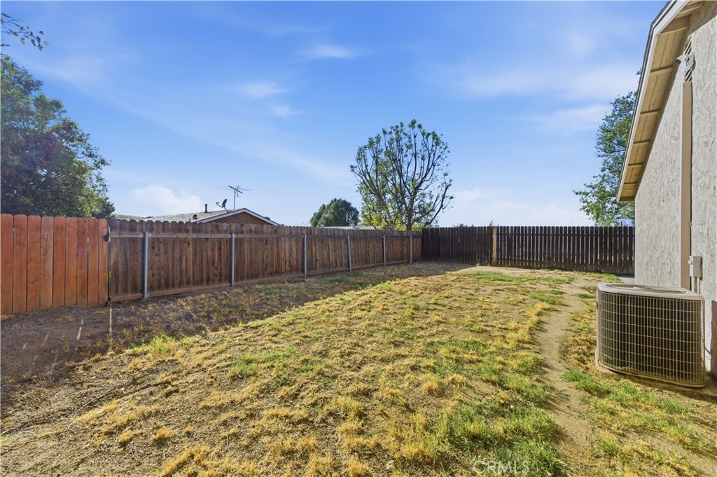 7035 Batavia Way Property Photo 15