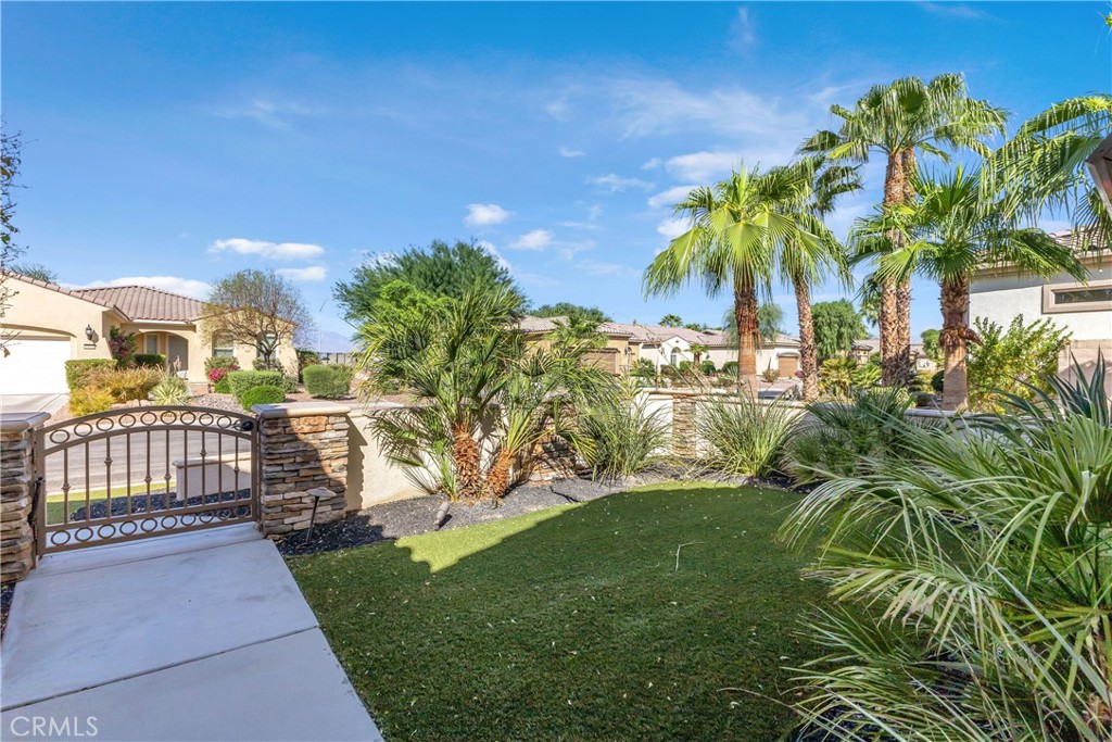 39718 Camino Templado Property Photo 5