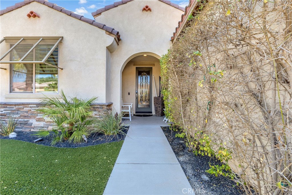 39718 Camino Templado Property Photo 6