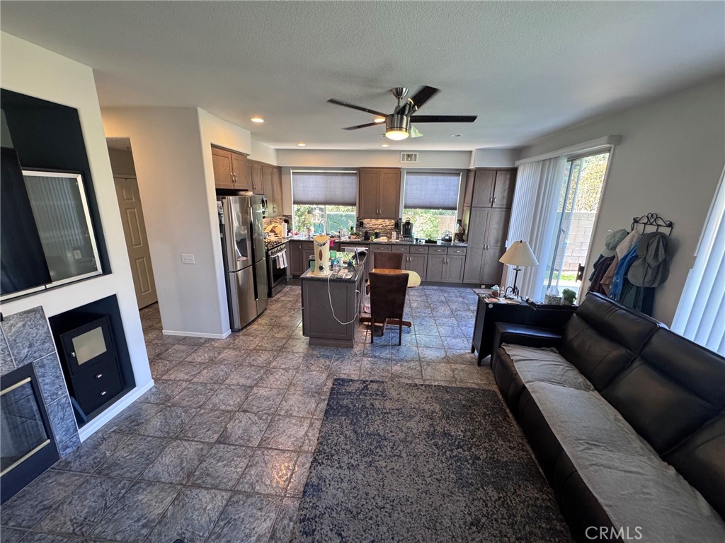 14842 Fox Ridge Drive Property Photo 13