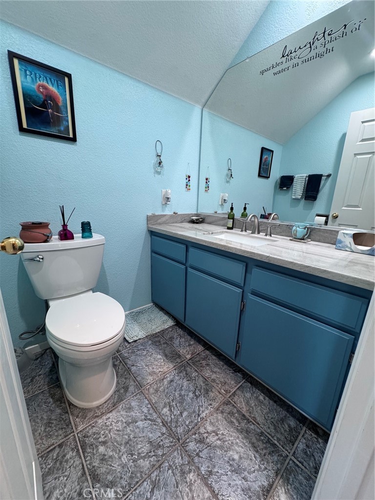 14842 Fox Ridge Drive Property Photo 14
