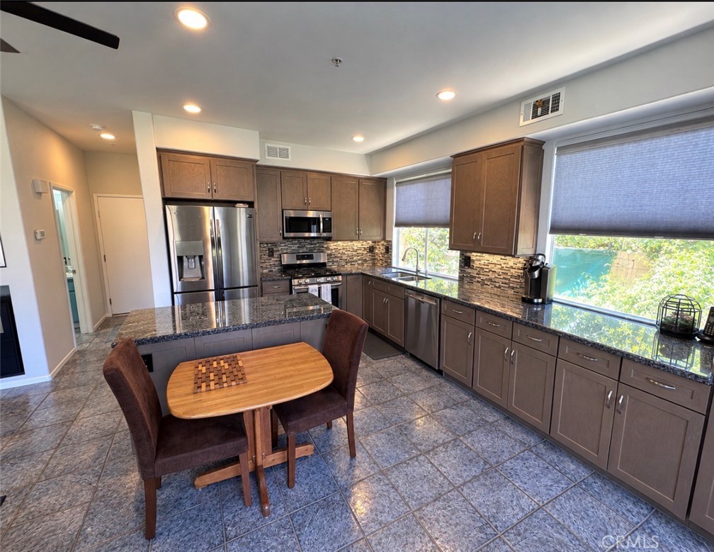 14842 Fox Ridge Drive Property Photo 15
