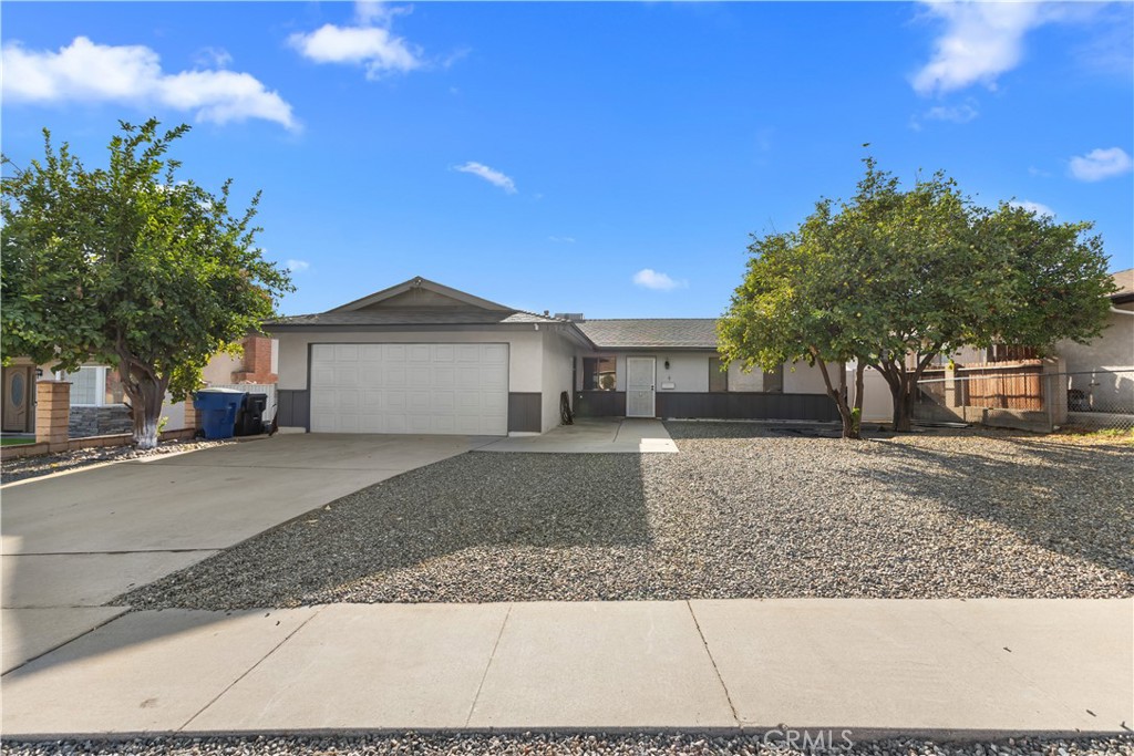 1512 Cole Property Photo 3