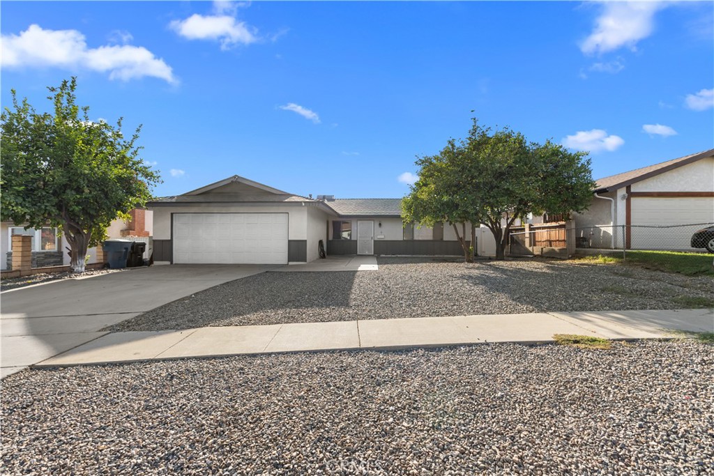 1512 Cole Property Photo 5