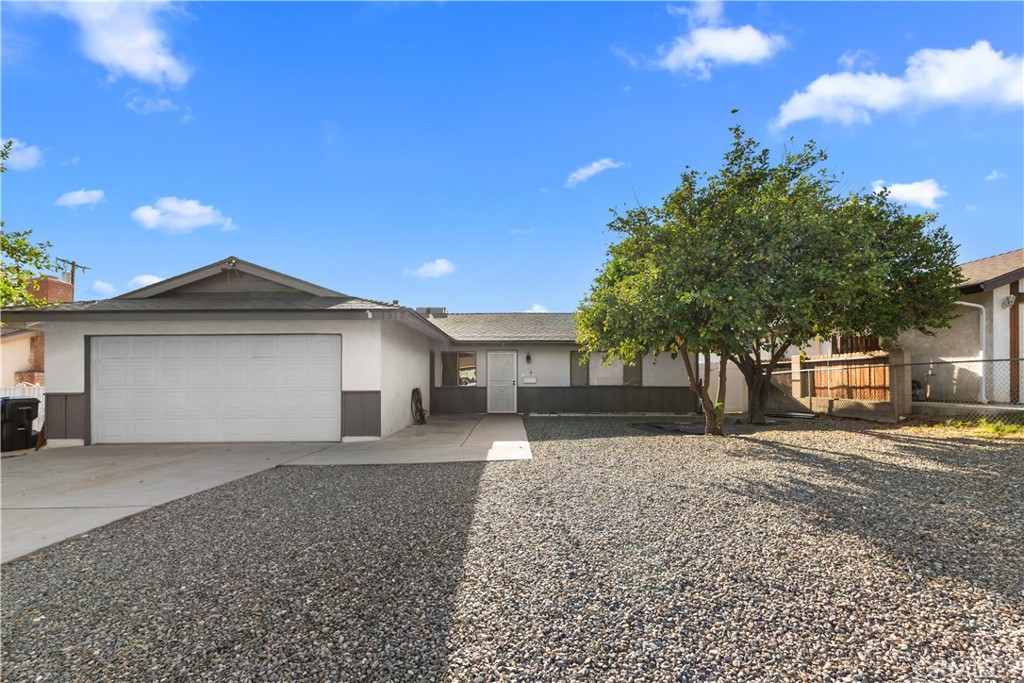 1512 Cole Property Photo 6