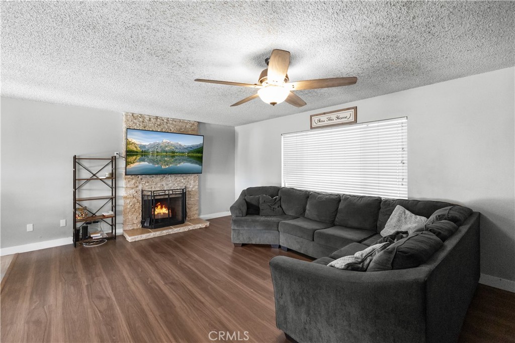 1512 Cole Property Photo 13