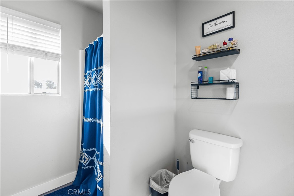 1512 Cole Property Photo 36